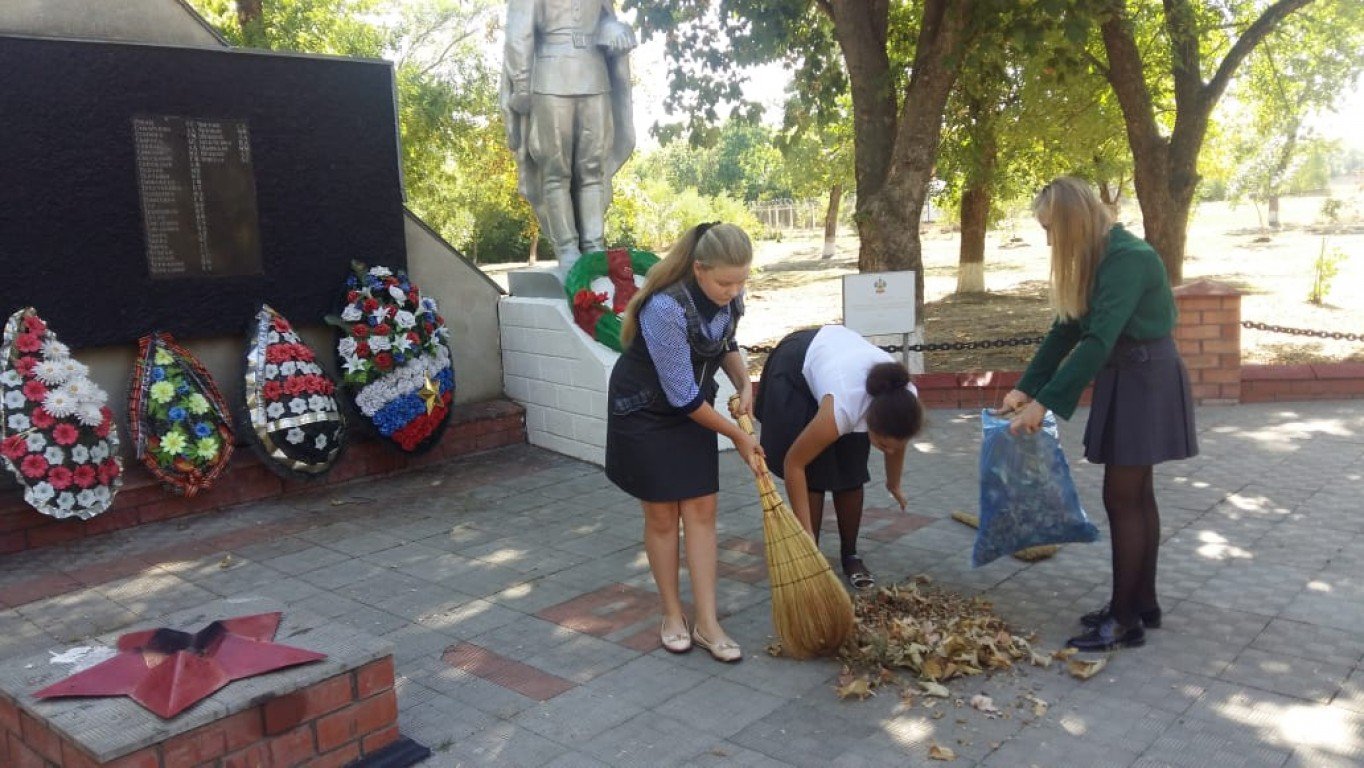 Погода ст новосергиевская краснодарского. Село Шевченковское Крыловского района Краснодарского края. Октябрьская Крыловский район. Новосергиевская Краснодарский край. Хутор станицы Крыловской Крыловского района Краснодарского края.