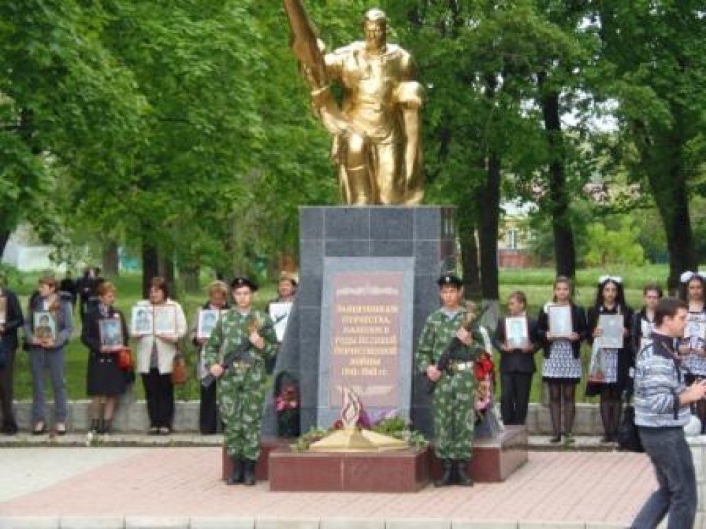 Погода краснодарский крыловский ст октябрьская. Станица Октябрьская Крыловского района. Станица Октябрьская Краснодарский край. Октябрьская Крыловский район Краснодарский край. Памятники Крыловского района Краснодарского.