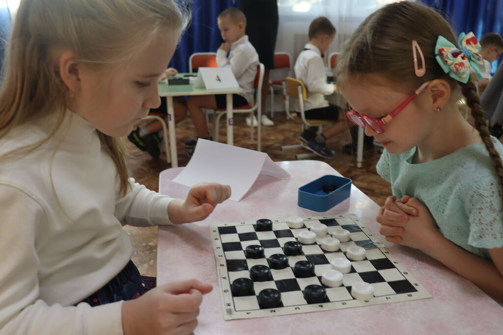 май таун детский сад. лето для детей в детском саду. город детства. My town семейный дом детский сад. дети в городе.